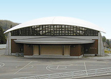 屋内体育施設「アルペンドーム」